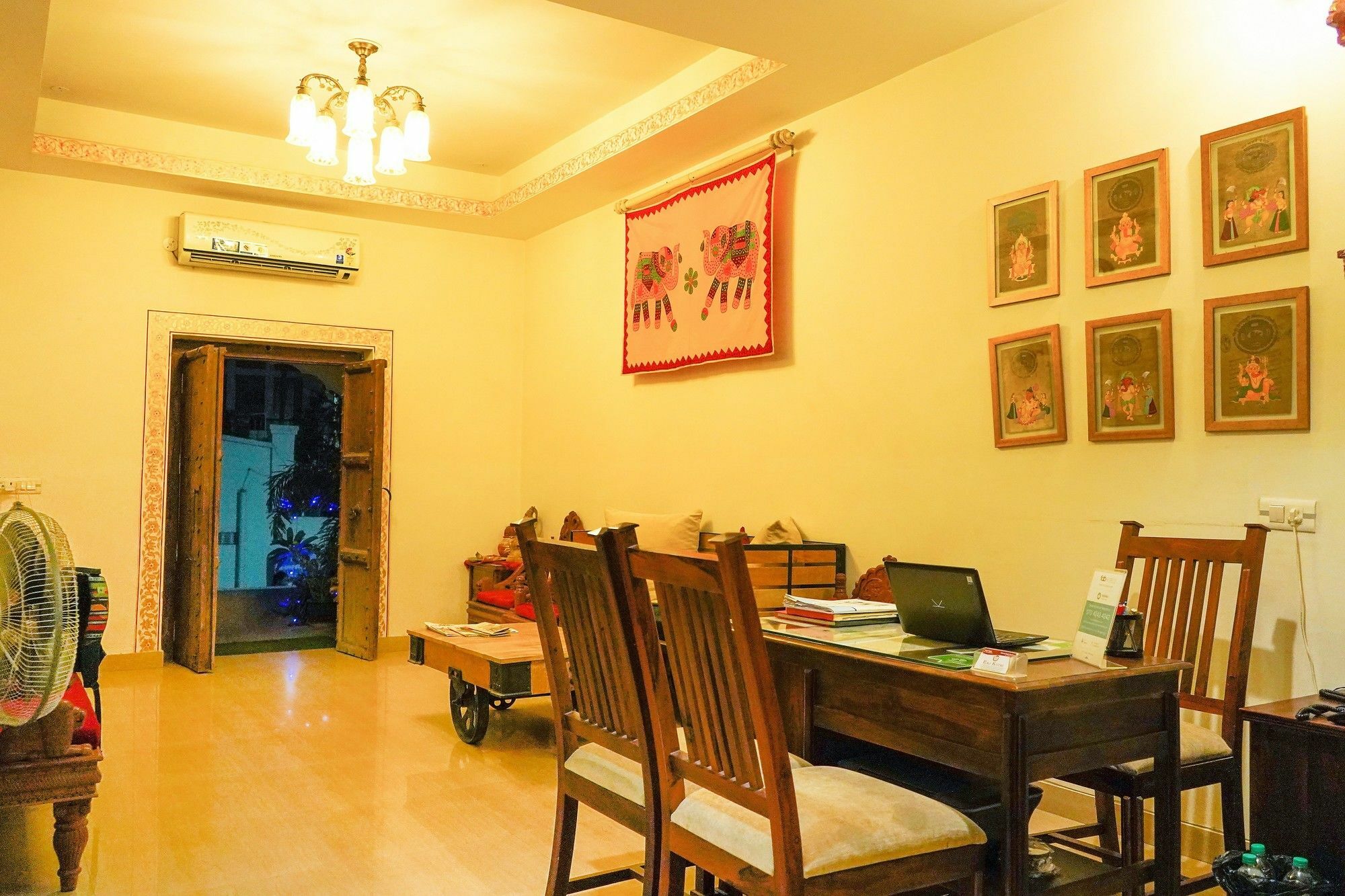 Hotel Raj Kothi Jaipur Airport 外观 照片